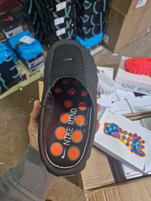 Nike Mind nepurtati negrii