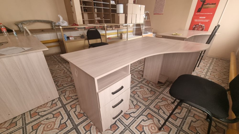 Стол офисный стулья