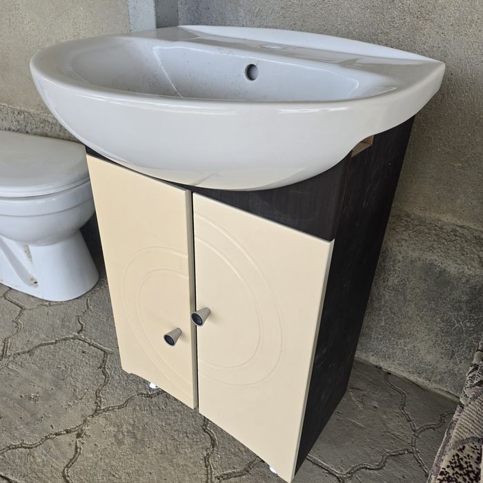 Ракавина с тумбой