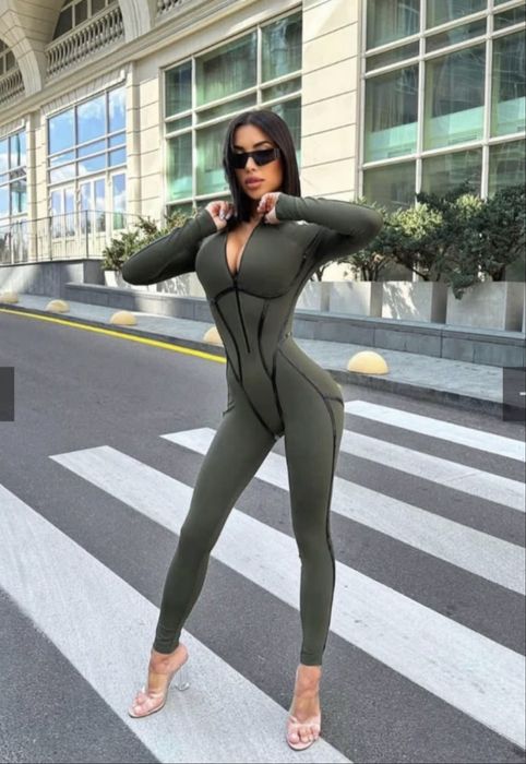 Salopeta modelatoare nouă