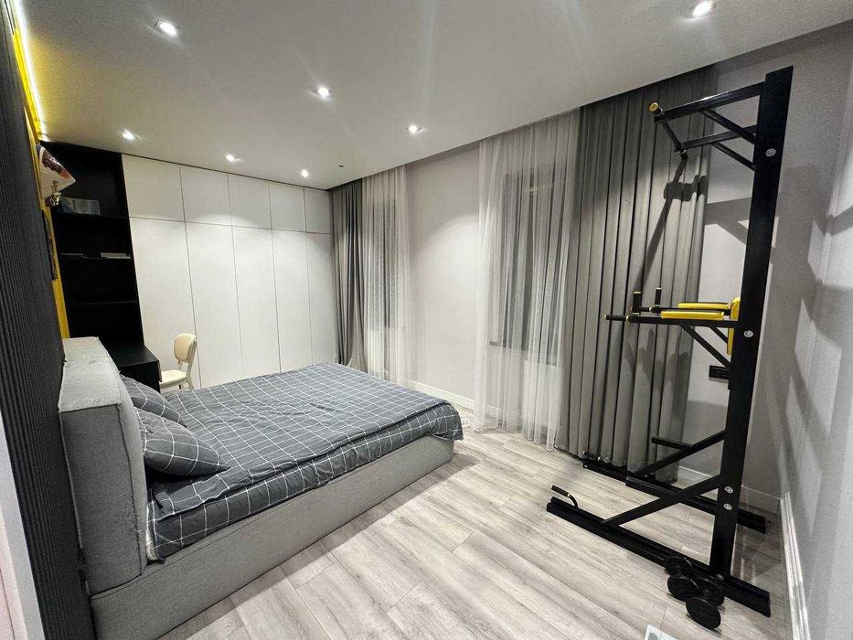 Продаётся 4х комн квартира на 6 этаже Ор-р Чевар  Бахт люкс