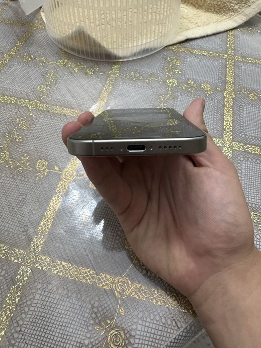 Продам айфон 15про 128гб