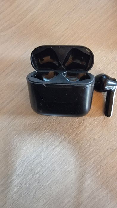 Casti Bluetooth AKAI BTE-J101