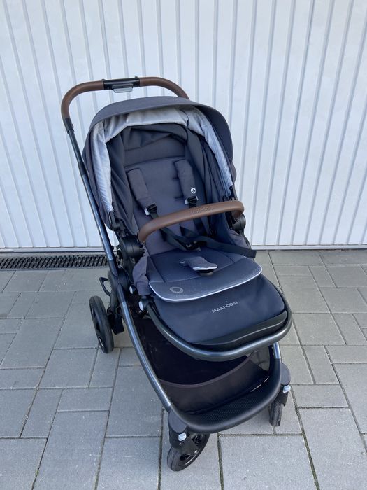 Maxi Cosi  Full set: ADORRA 2 + Tinca  + Isofix Base