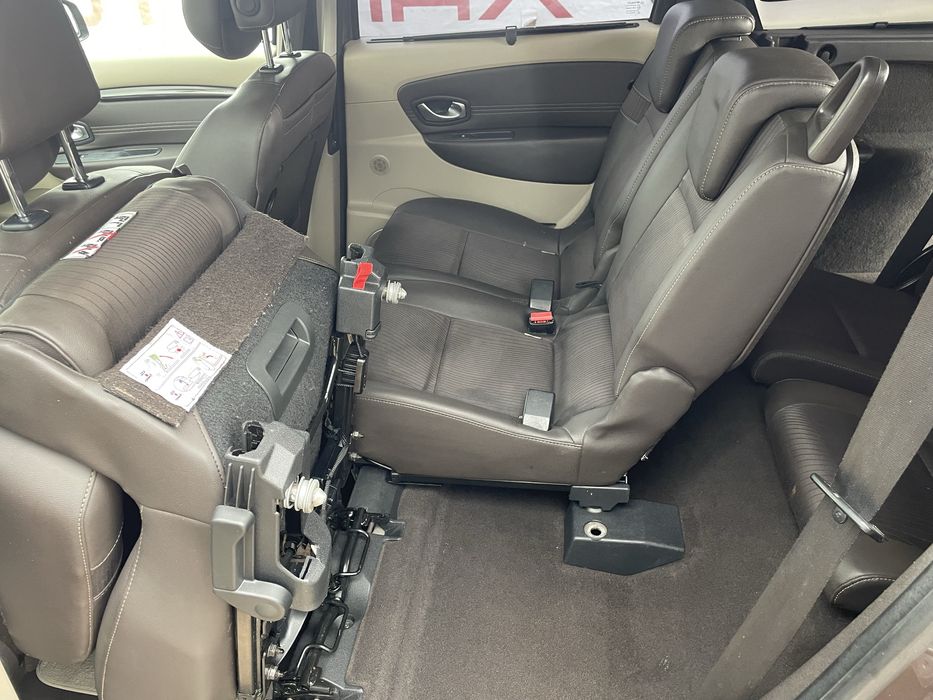 Renault Grand Scenic 7 locuri