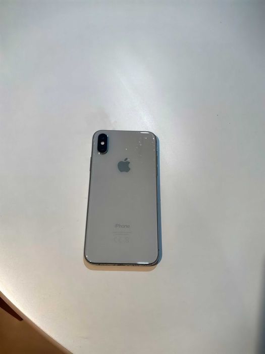 Продавам iPhone Xs 64 GB