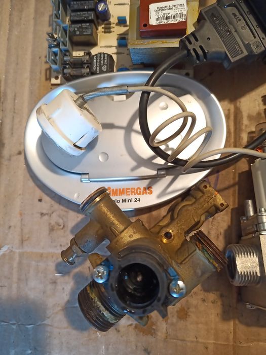 Immergas Eolo Mini 24 kw Placa electronica Vas expansiune Corp pompa