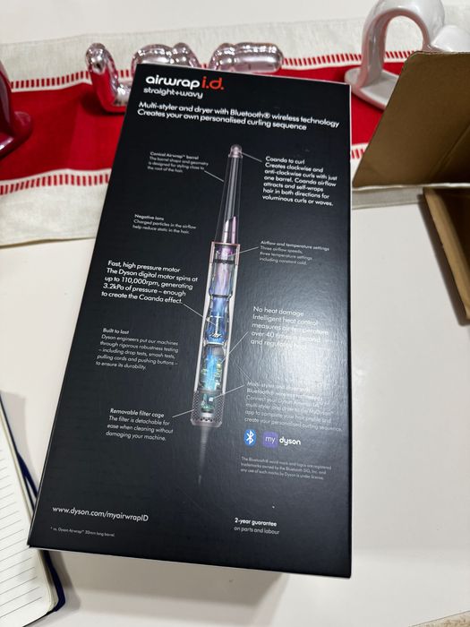 Dyson air wrap sigilat