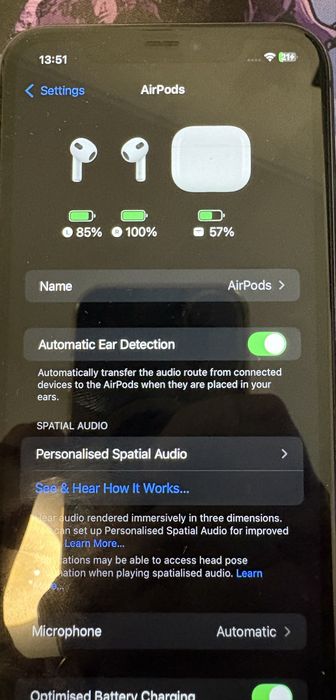 AirPods 3.