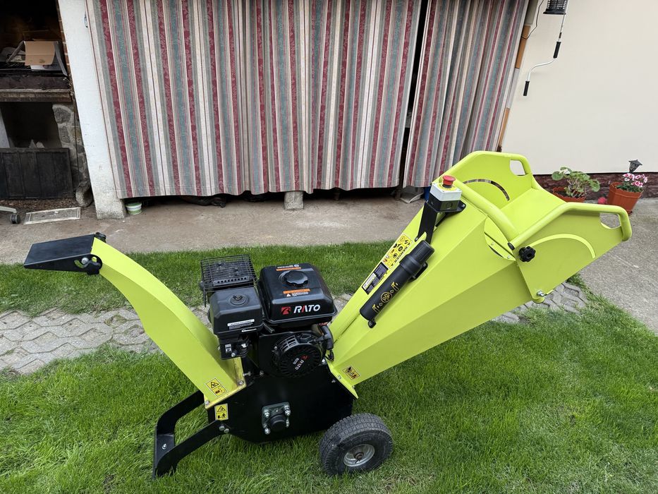 Tocator de Crengi - motor pe benzina RATO R210- folosit de 2 ori