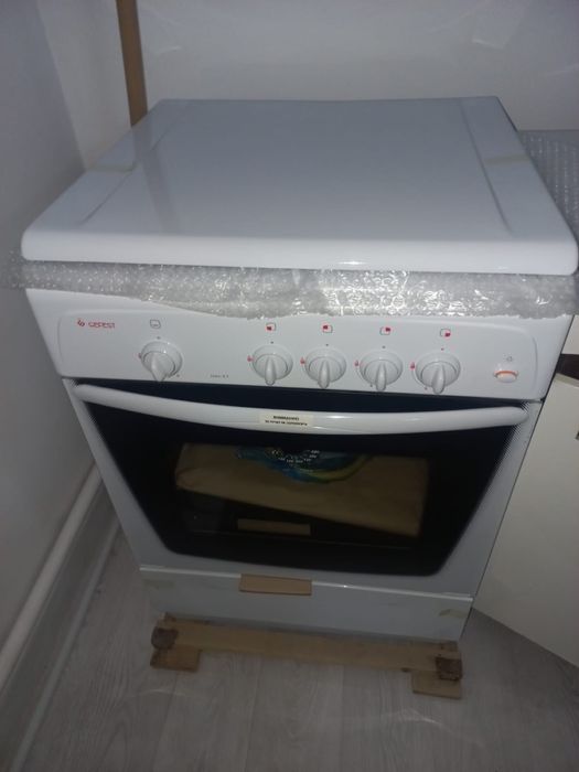 Плита новая Gefest