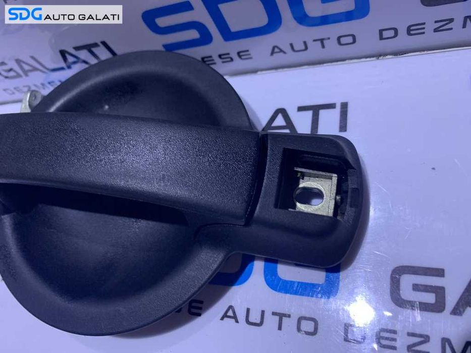 Maner cu Butuc Usa Portiera Dreapta Fata Fiat Doblo 2000 - 2010 Cod 232884 [A0420]