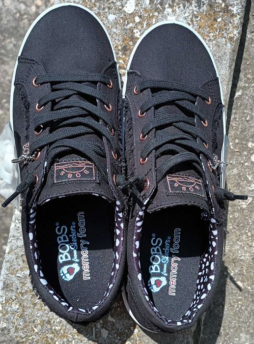 Нови кецове черни