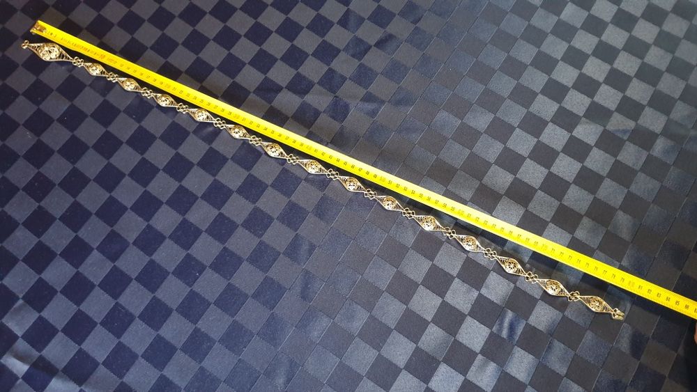 Ефектно филигранно коланче