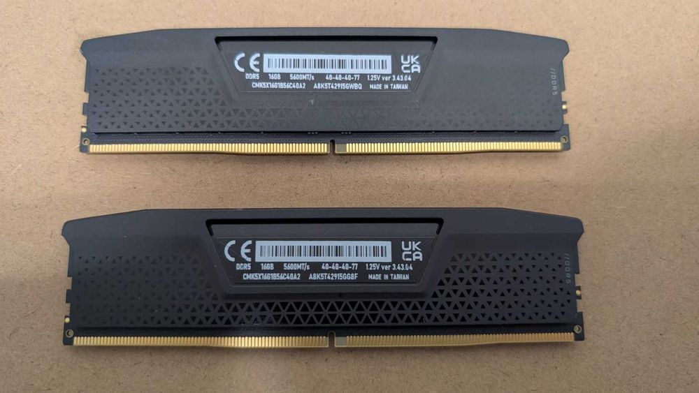 Kit Memorie RAM 16 x 2 Corsair Vengeance DDR5