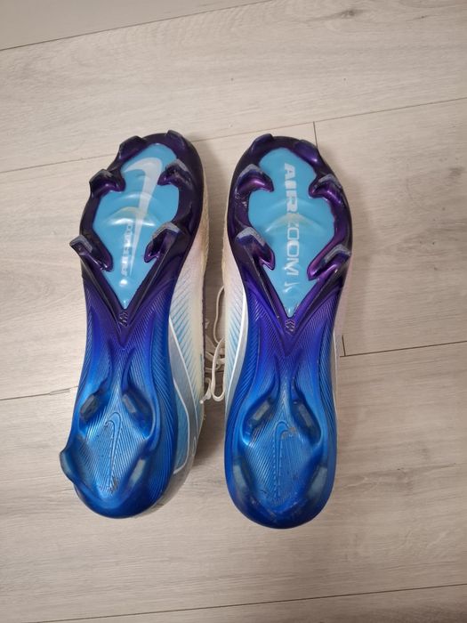 Ghete de fotbal nike