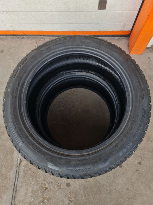 Зимни гуми 2 броя PIRELLI SottoZero3 215 55 R17 дот 2818