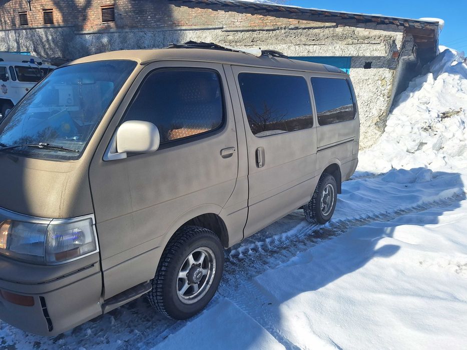 Продам тайота хайс 1996г.в