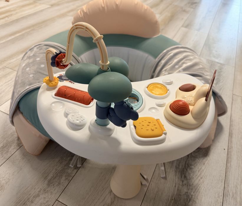 Scaun bebe cu masuta activitati Smoby
