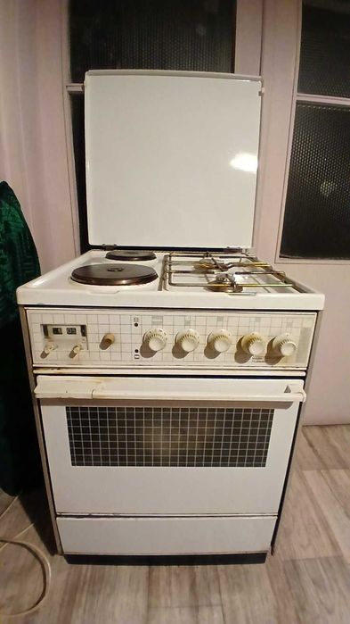 Готварска печка Gorenije на ток и газ