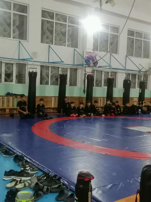 Meshok  180 sm  ( yahshi xolatda)  5 ta