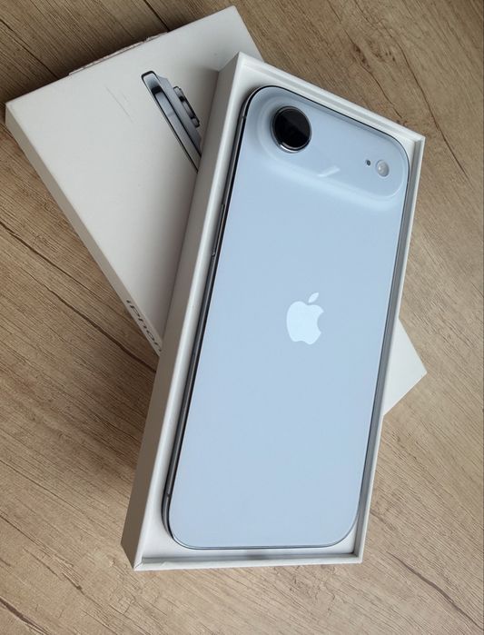 GSM Apple Iphone Air Blue 6.50 ", 256 GB, RAM 12 GB, 48 MP, 5G