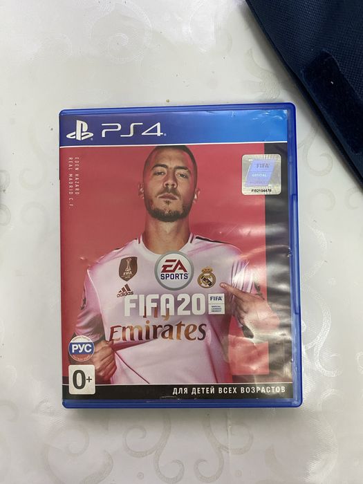 Пс 4 512гб 2 джойстика