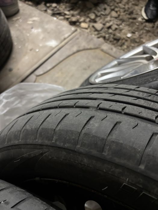 Продам 4 диска с резиной в отличном состоянии