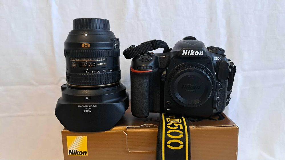 Aparat foto DSLR Nikon D 500+ obiectiv Nikon 16-80mm, f2.8-4