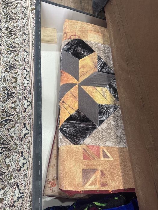 Продам диван в хорошем состоянии