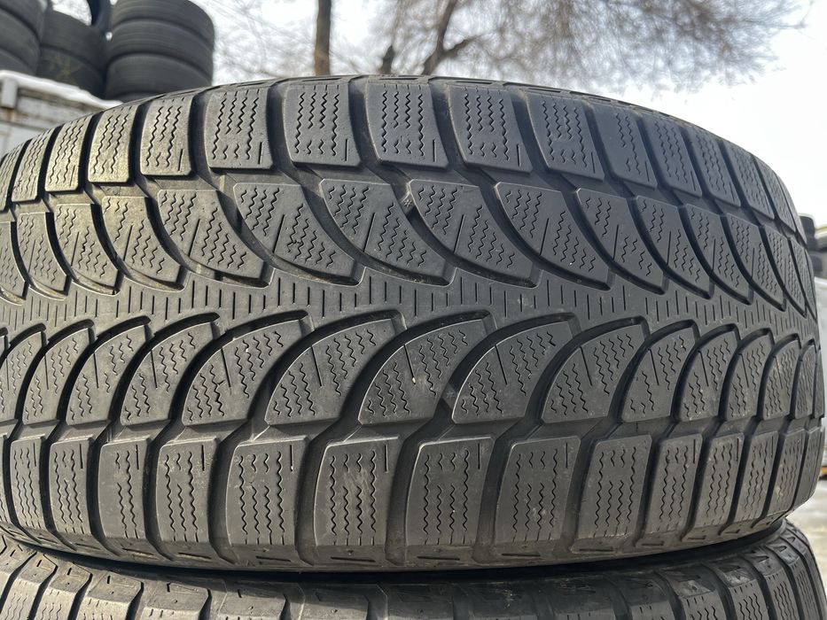 255/55/19- два баллона !!