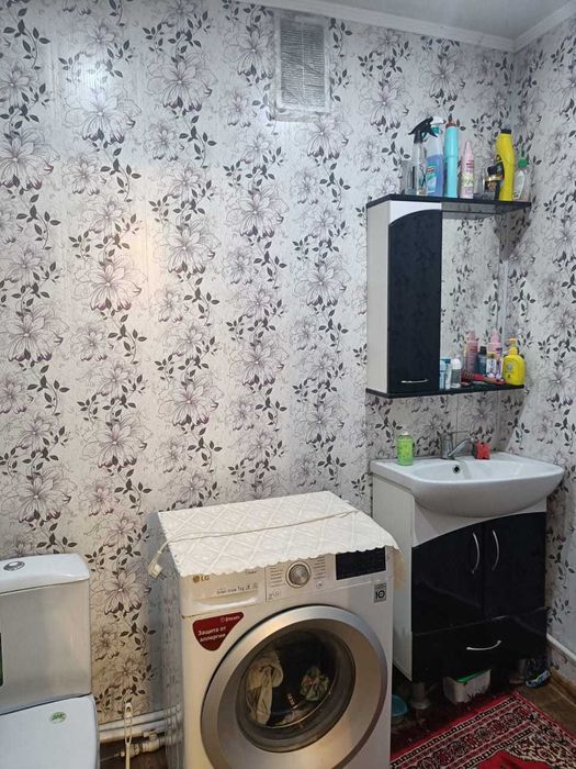 Продам дом центральные коммуникации Бензострой.