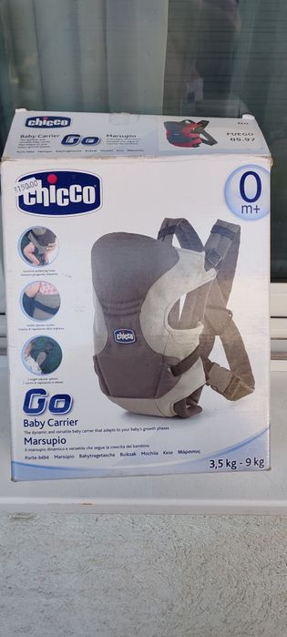 Vând marsupiu Chicco