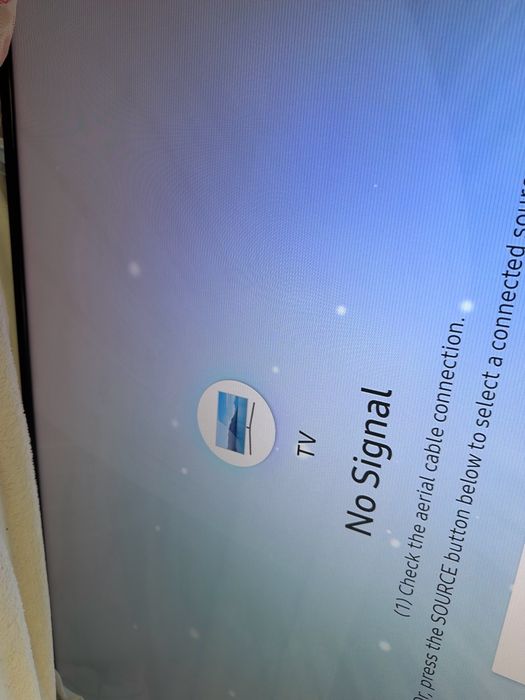 Televizor Samsung Smart 100cm cu un mic defect