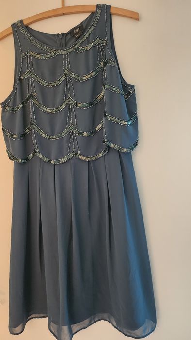 Тъмнозелена официална рокла