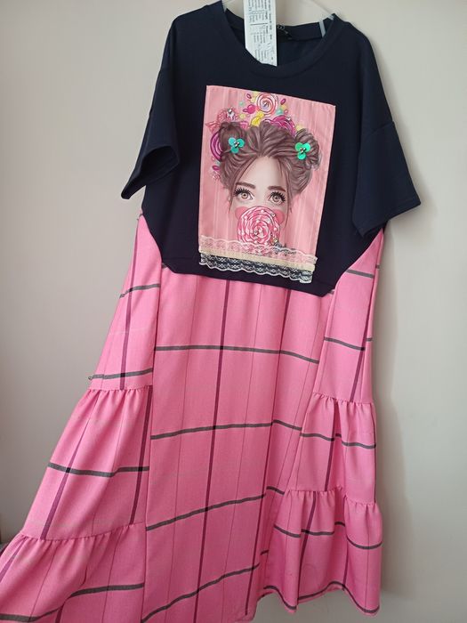 Рокля Lilia с етикет