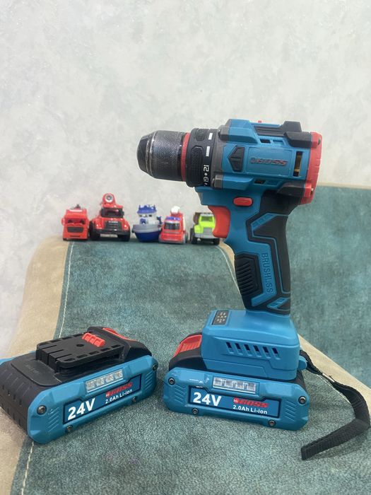 Продам дрель шуруповерт