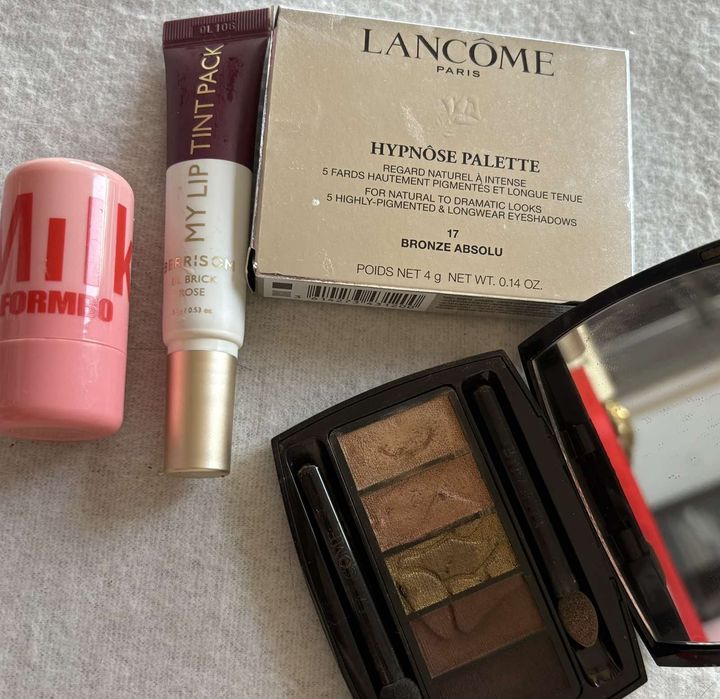 Палитра сенки за очи Lancome,руж Milk и lip tint цвят 04 brick rose