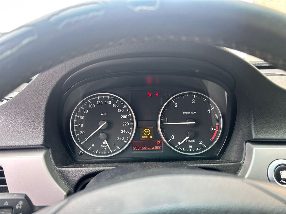 Vând BMW e90 320d 177cp