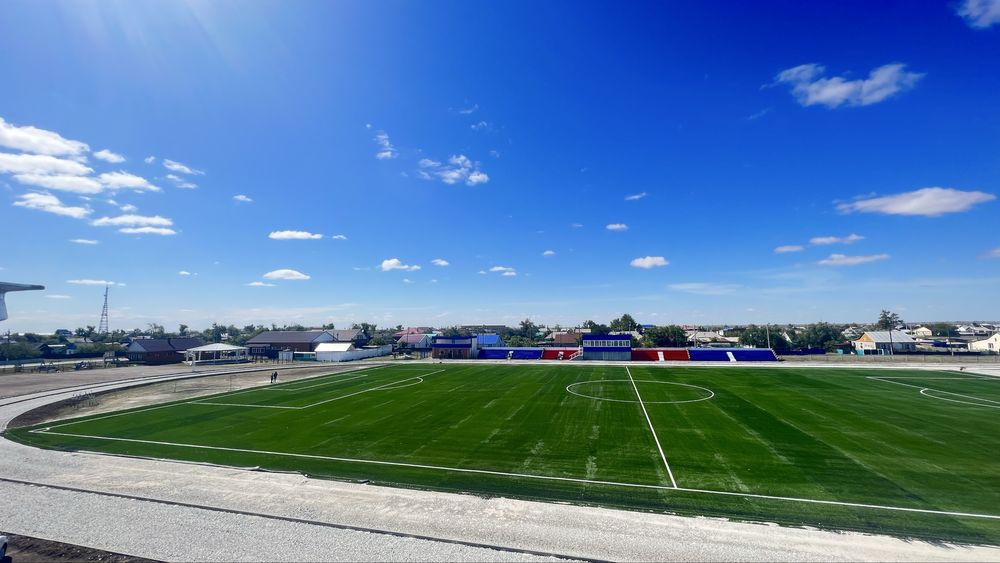 Искусственный газон, футболное поле, трава