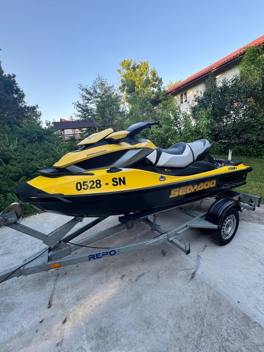 Vand, schimb,Jet ski bombardier gtx 255 is cu peridoc.Im