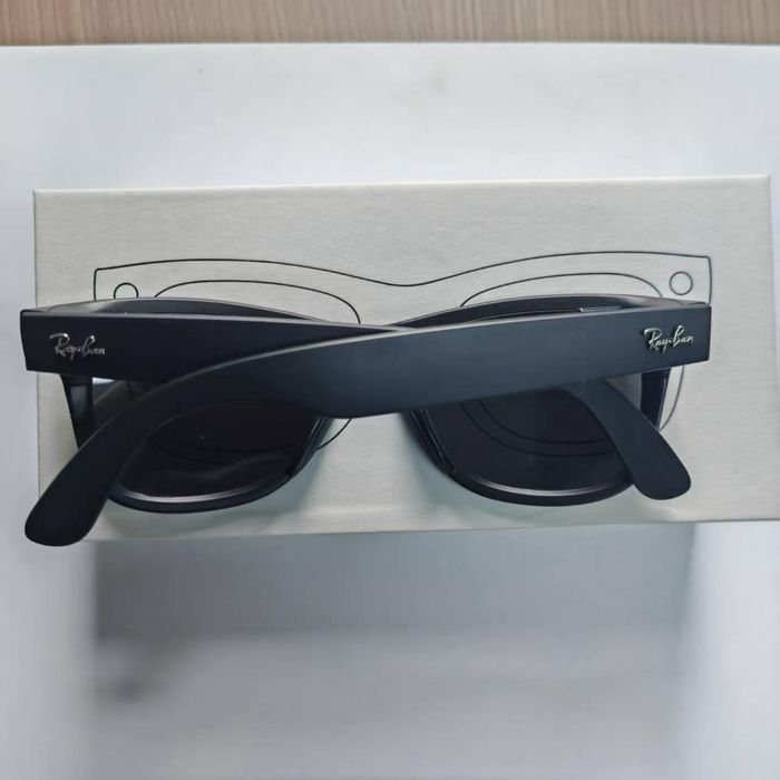 Ray-Ban Meta Smart Glasses.