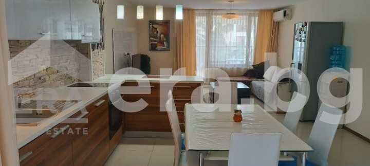 Луксозно обзаведен мезонет в к.к."Златни пясъци"