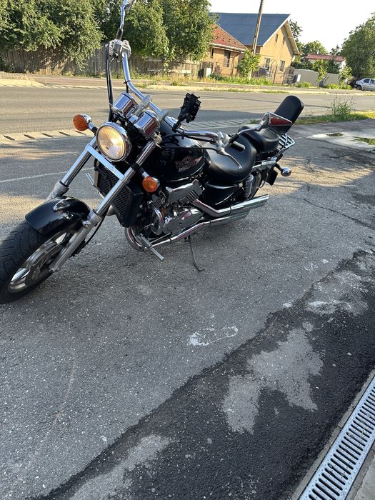 Honda VF 750 Magna