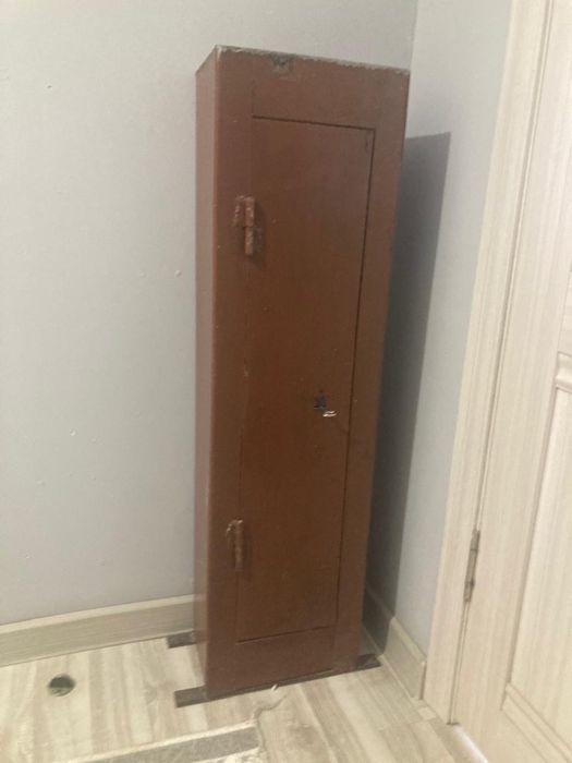 Металлический сейф