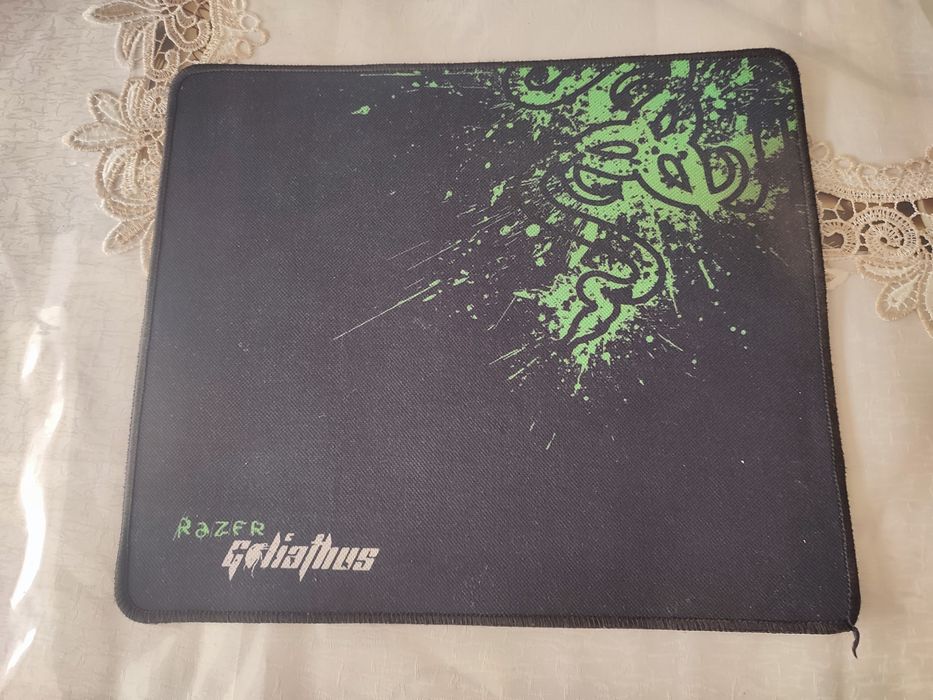 Продам 20 ковриков для мышки.