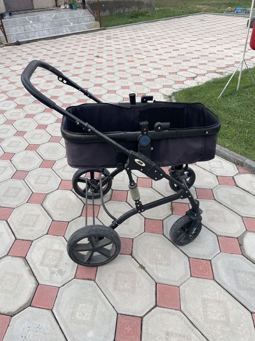 Продам коляску для детей