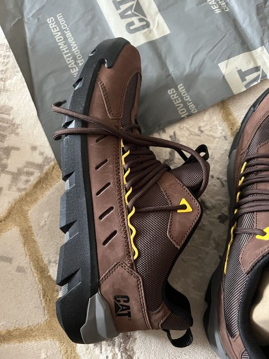 Кросовки Cat 44 размер