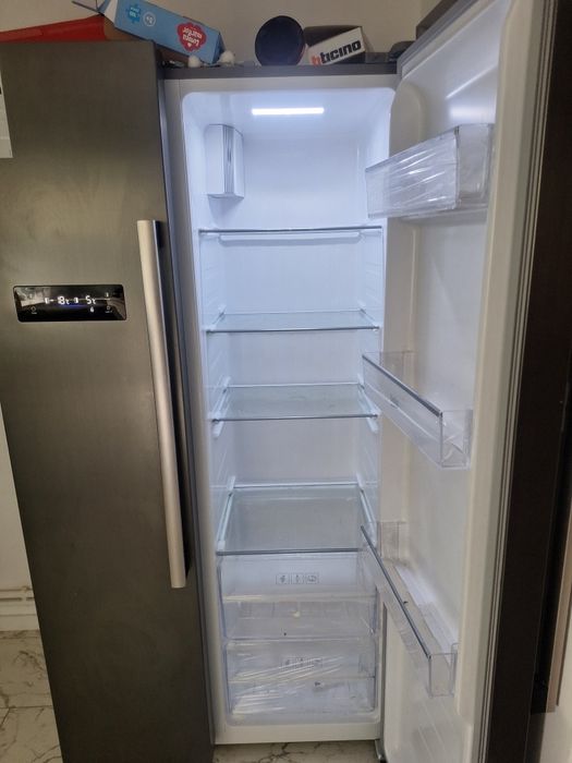 Vand frigider de la beko pret 1500 ridicare de la domiciliu bacau