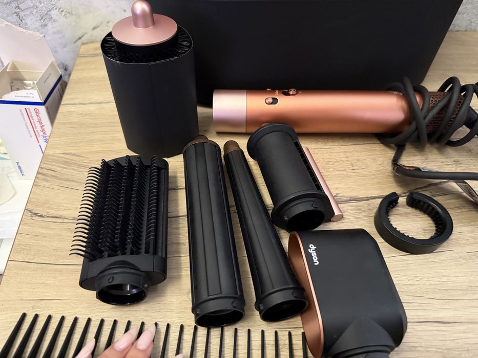 Dyson id air wrap